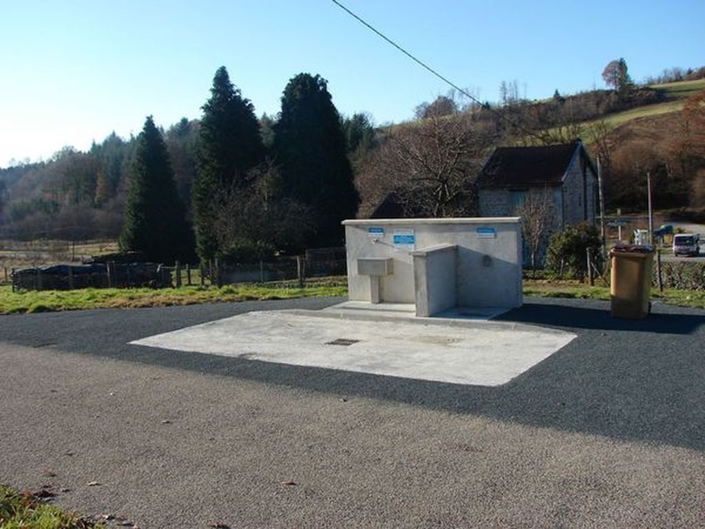 Aire de Camping-Cars de St Junien la Bregère — photo 2