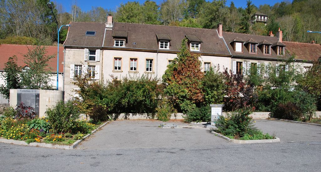 Aire de camping-car Aubusson — photo 2